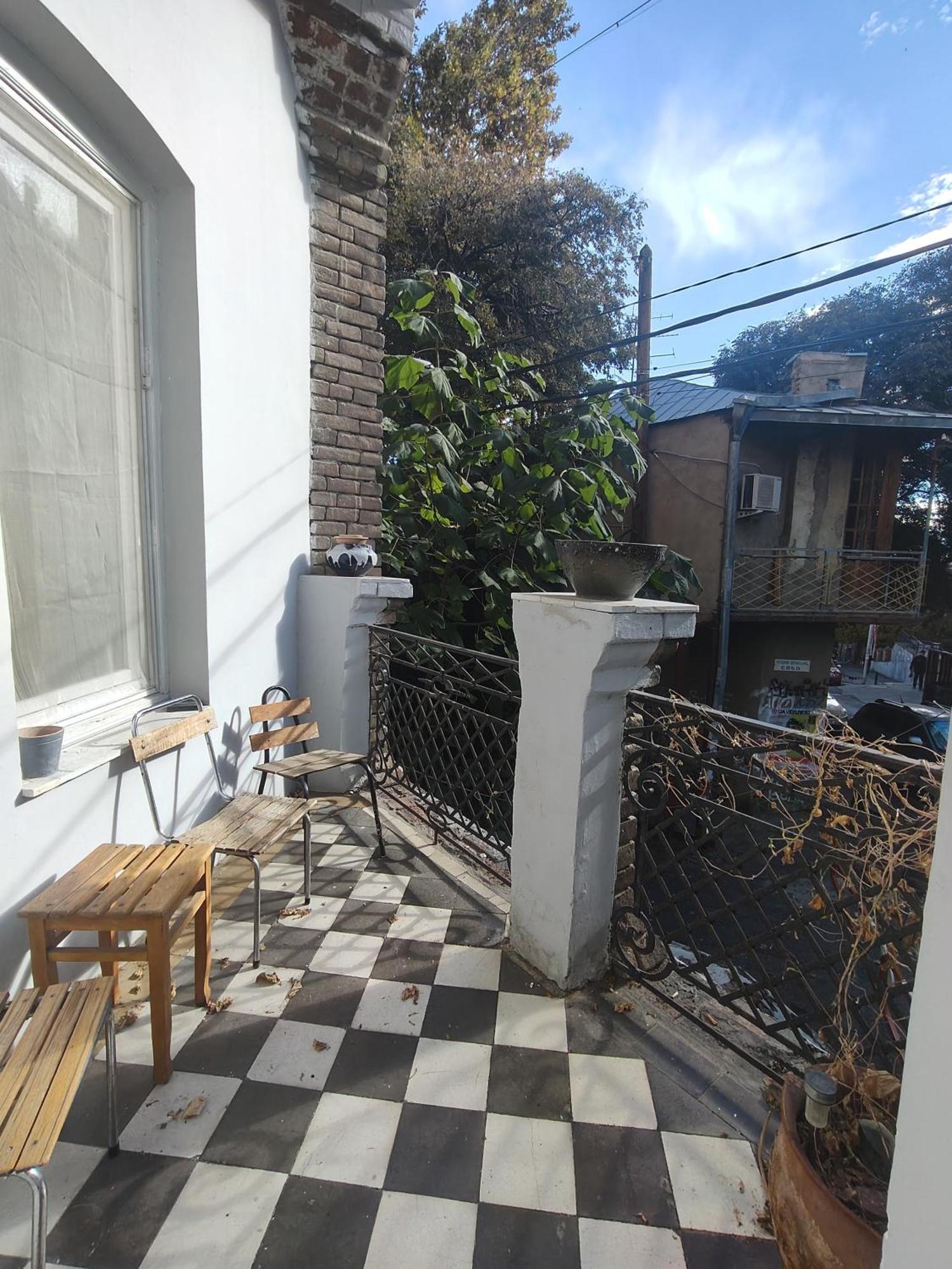 Ambience Hostel & Apartments Tbilisi Exterior foto